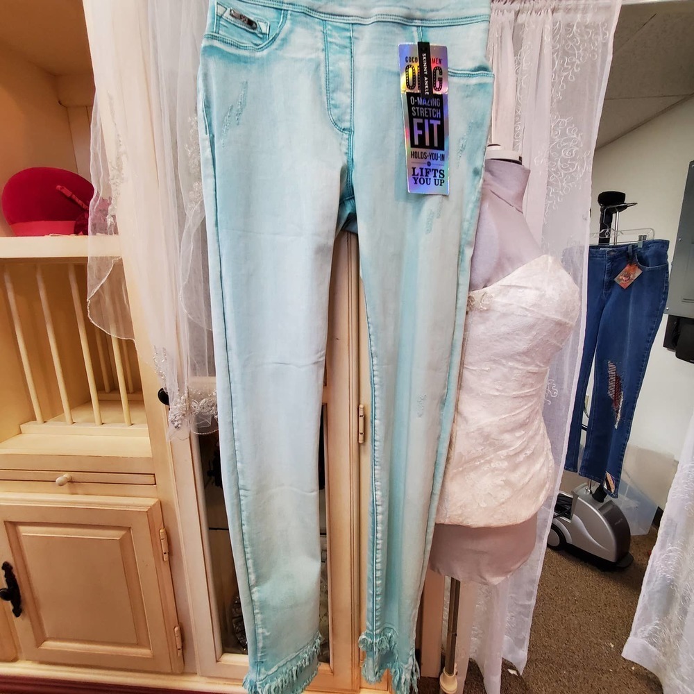 Coco and Carmen NWT OMG Skinny Ankle Stretch Jean Double‎ Fringe Hem Size S